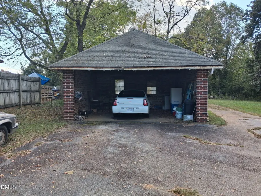 231 N Oakland Avenue, Eden, NC 27288 - #3