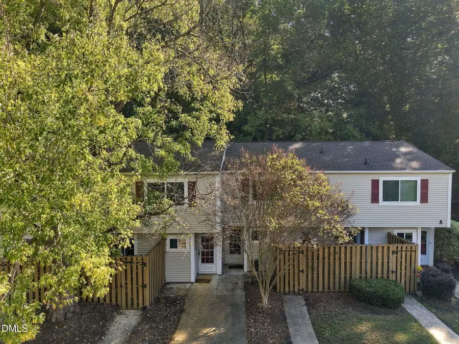 220 Elizabeth Street, Chapel Hill, NC 27514 - #2