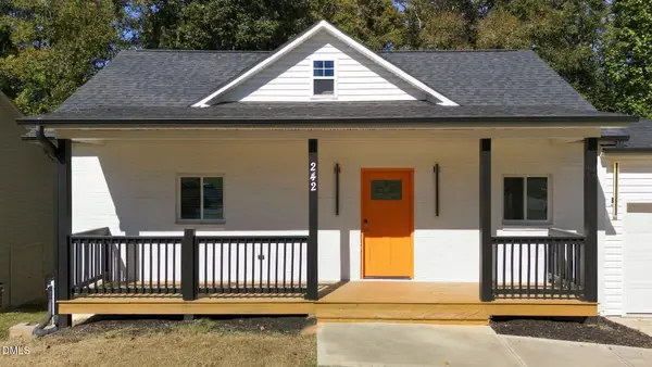 242 Oakdale Avenue, Clayton, NC 27520
