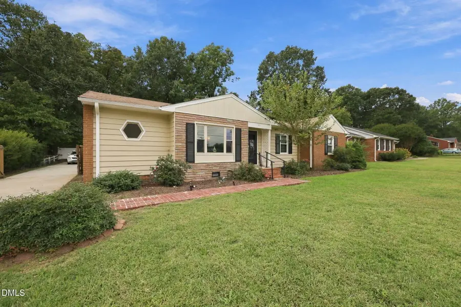 517 E Pine Street, Graham, NC 27253 - #3