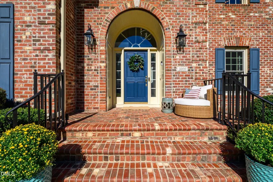3909 Hemsbury Way, Raleigh, NC 27612 - #3