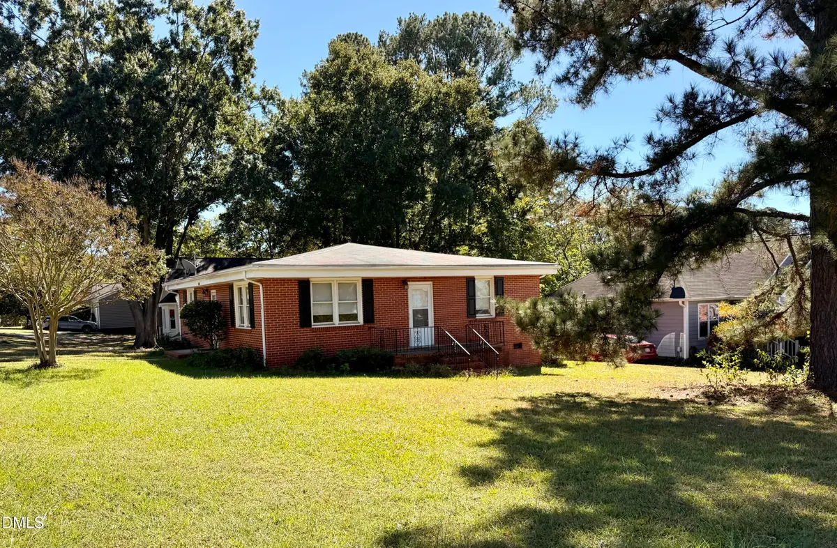 106 Penny Street, Clayton, NC 27520 - #1