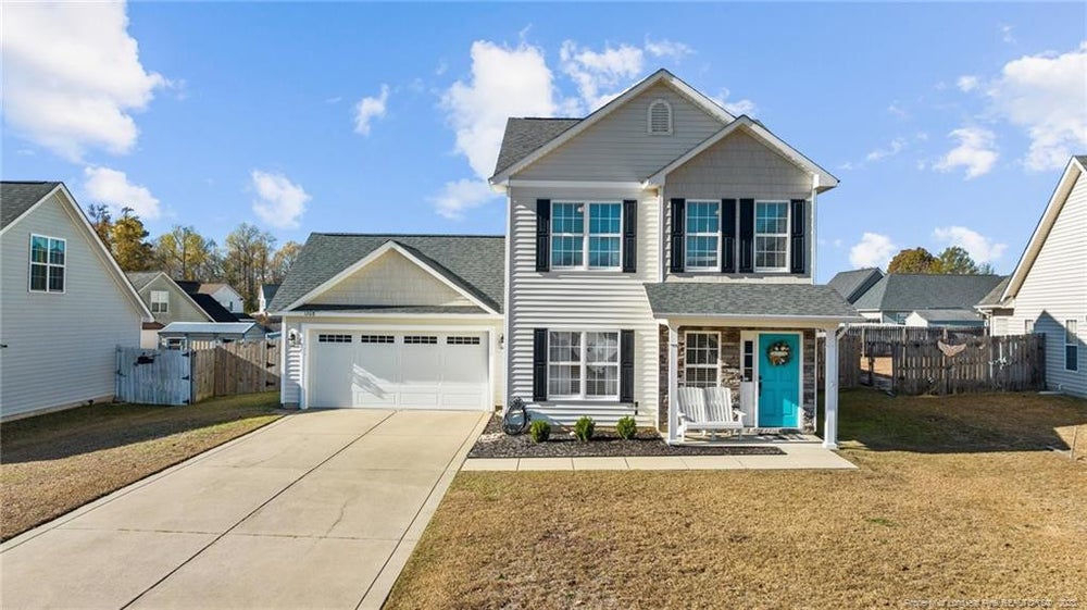 1208 Screech Owl Drive, Hope Mills, NC 28348 BHGRE