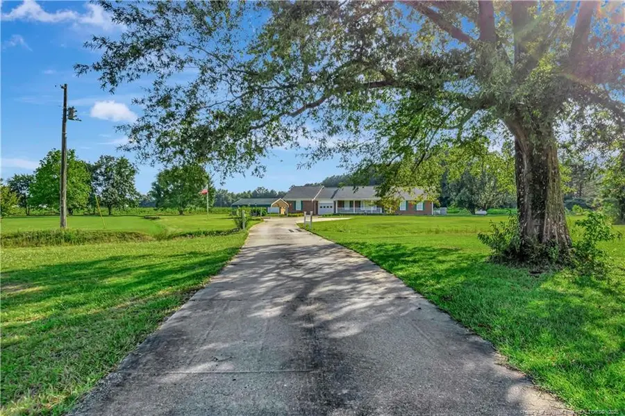725 Henry Hammond Road, Lumberton, NC 28360 - Image #2
