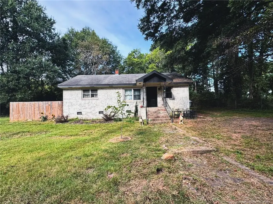 466 W Forest Oaks Drive, Sanford, NC 27330 - Image #2