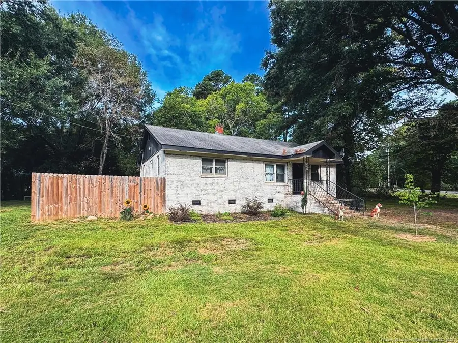 466 W Forest Oaks Drive, Sanford, NC 27330 - Image #3