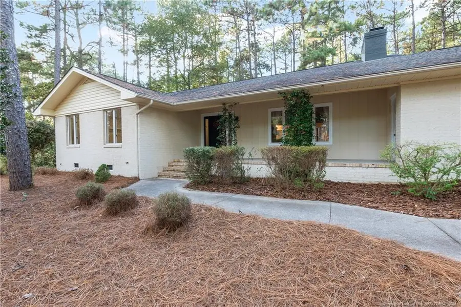 110 Cliff Court, Southern Pines, NC 28387 - Image #2
