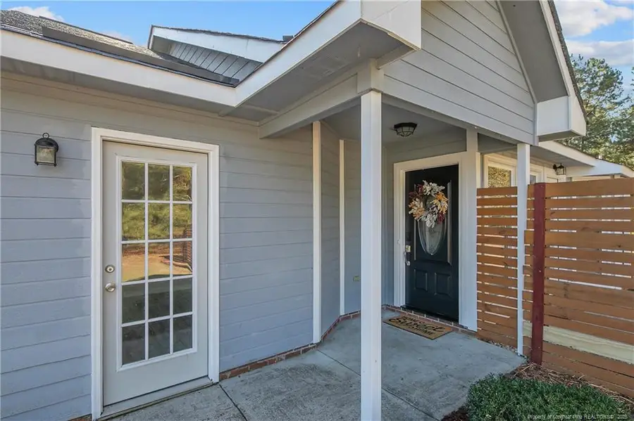 5611 Island View Drive, Hope Mills, NC 28348 - Image #3