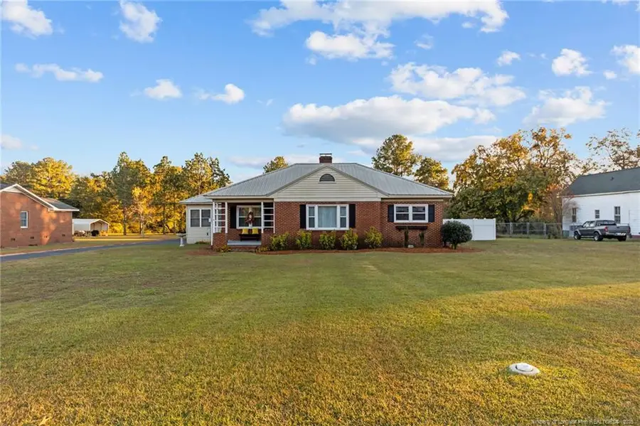 510 E Donaldson Avenue, Raeford, NC 28376 - Image #2