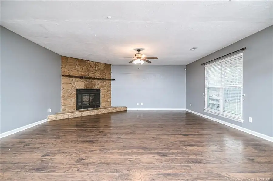 6925 Timbercroft Lane, Fayetteville, NC 28314 - Image #2