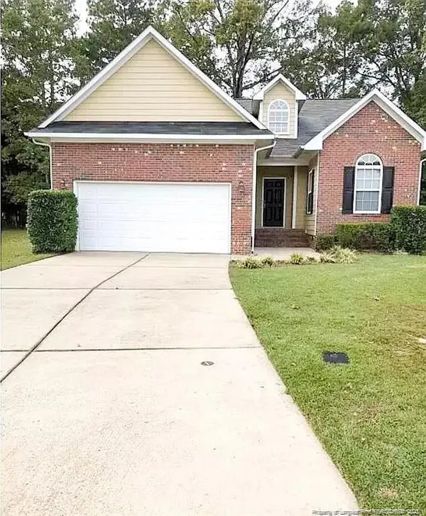5408 Frostwood Place, Fayetteville, NC 28304