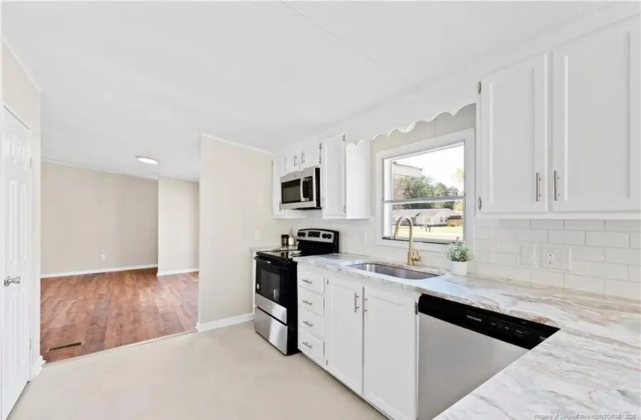 292 Grenada Road, Fayetteville, NC 28306 - Image #3