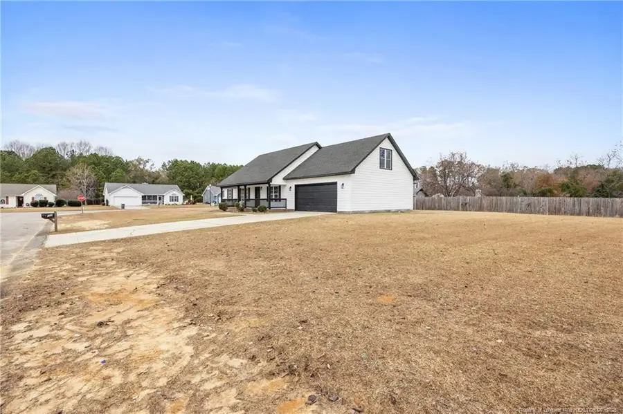 122 Tanner Loop, Raeford, NC 28376 - Image #2