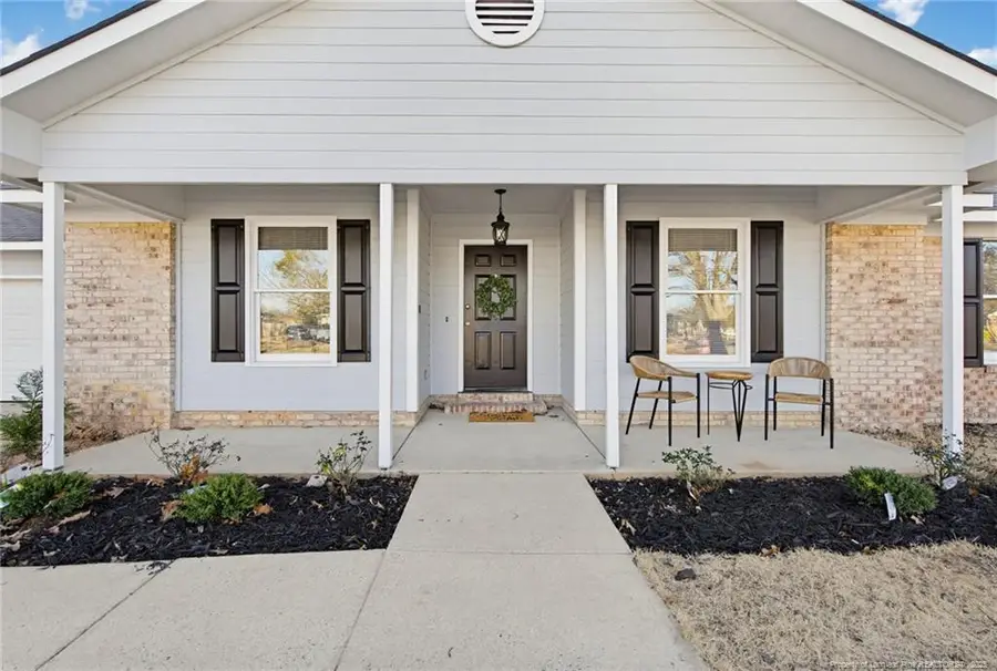 419 Woodberry Circle, Raeford, NC 28376 - Image #2