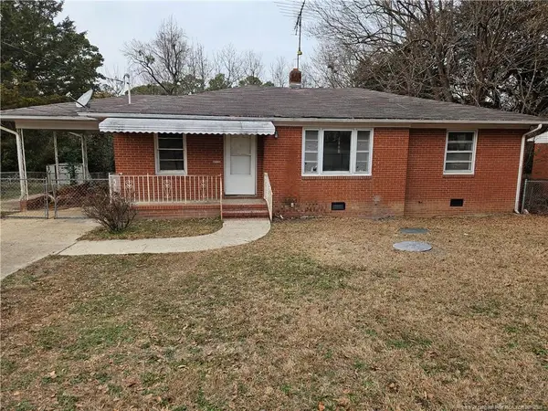 5300 Bayleaf Drive, Fayetteville, NC 28304