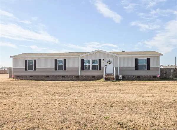 30 Bermuda Drive, St. Pauls, NC 28384