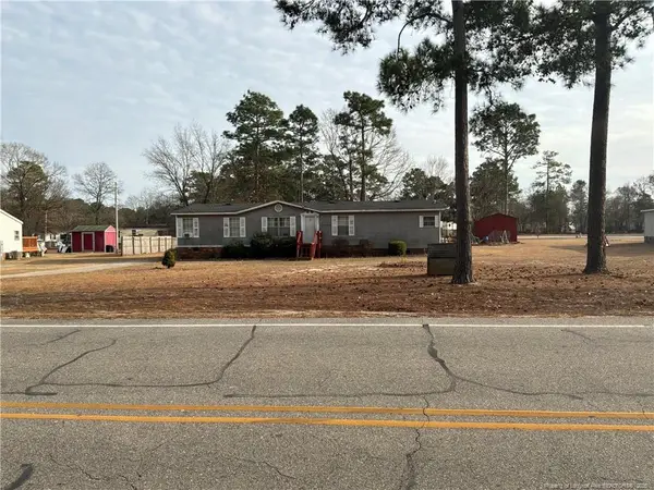 5837 Parkton Road, Hope Mills, NC 28348