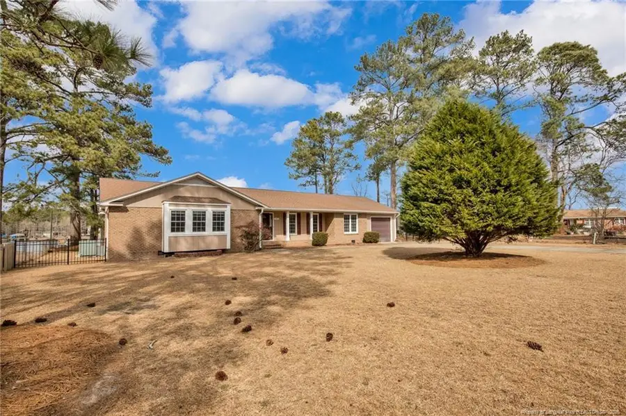 101 Bay View Circle, Parkton, NC 28371 - #3