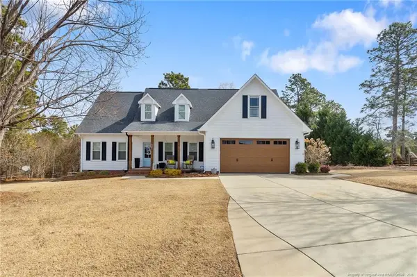 8422 Foxtrail Drive, Fayetteville, NC 28311