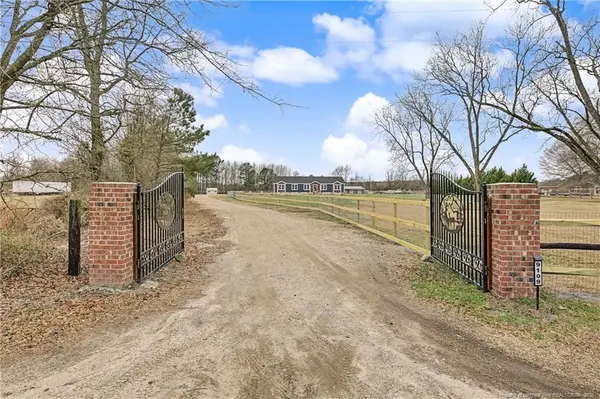 9109 Chicken Foot Road, Saint Pauls, NC 28384