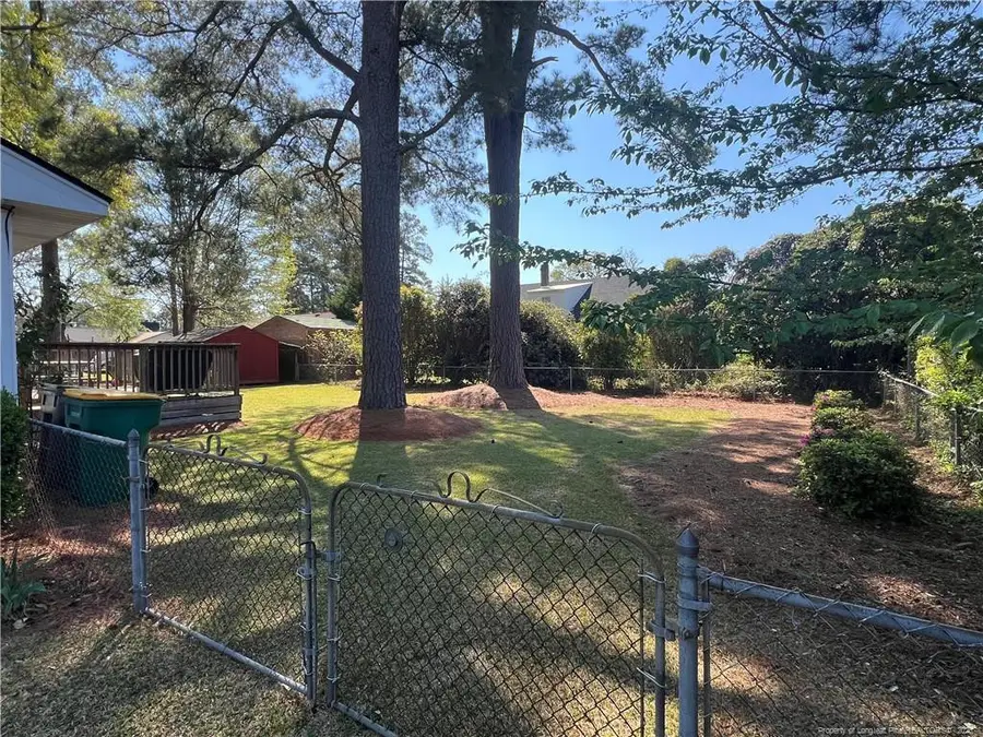 409 W 22nd Street, Lumberton, NC 28358 - #3