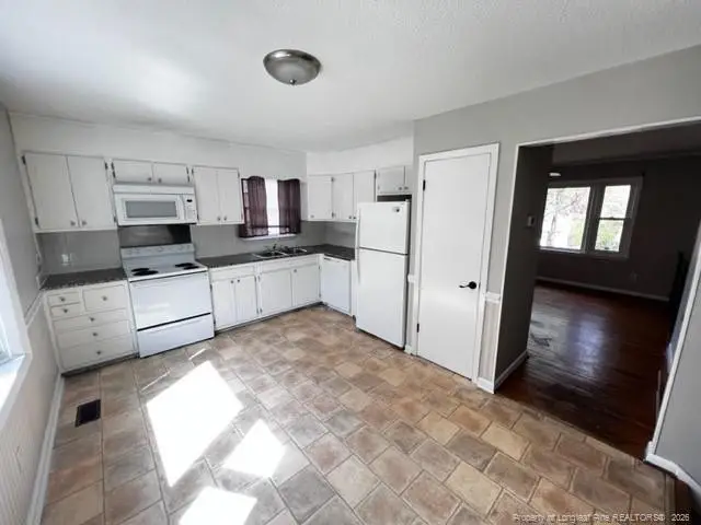 563 Alleghany Road, Fayetteville, NC 28304 - #2