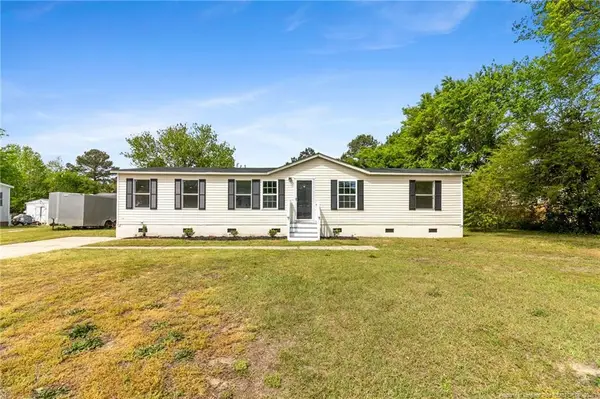 2504 Carriage Road, Fayetteville, NC 28312