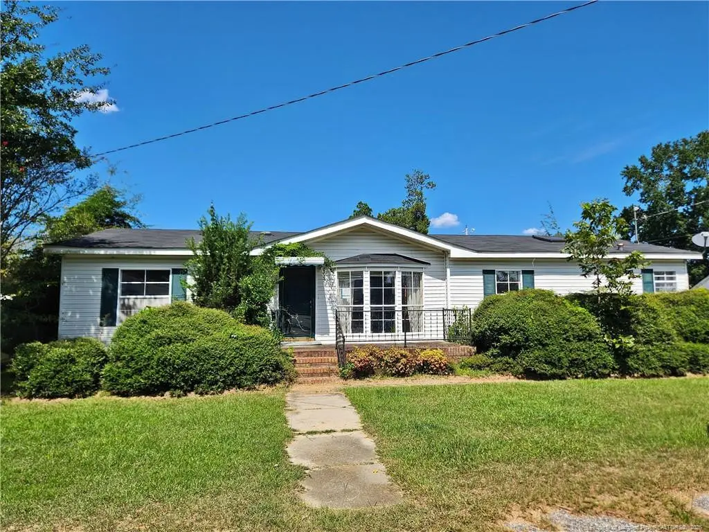608 Old Whiteville Road, Lumberton, NC 28358 - #1
