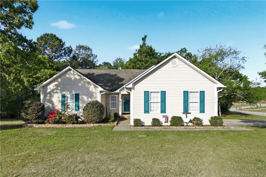 3920 Dickens Avenue, Hope Mills, NC 28348 - #1
