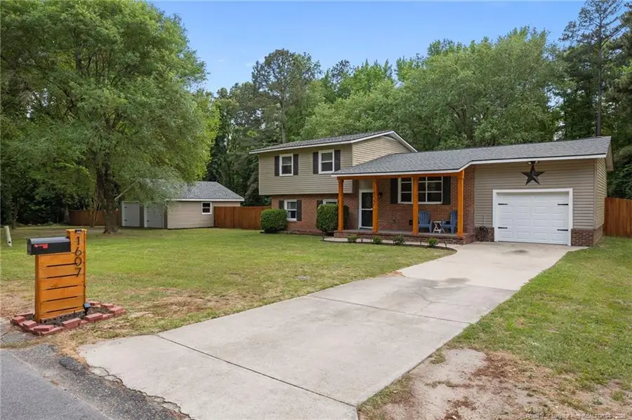 1607 Dolphin Street, Spring Lake, NC 28390 - #3