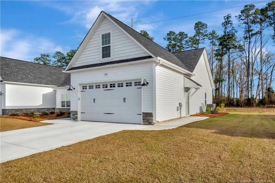 204 Oak Pointe Circle, Lumberton, NC 28358 - #3
