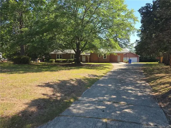 1427 Valencia Court, Fayetteville, NC 28303