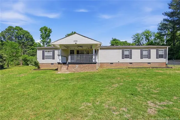 1200 Ringwood Road, Eastover, NC 28312