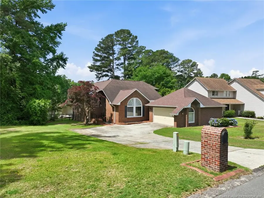 621 Georgetown Circle, Fayetteville, NC 28314 - #2