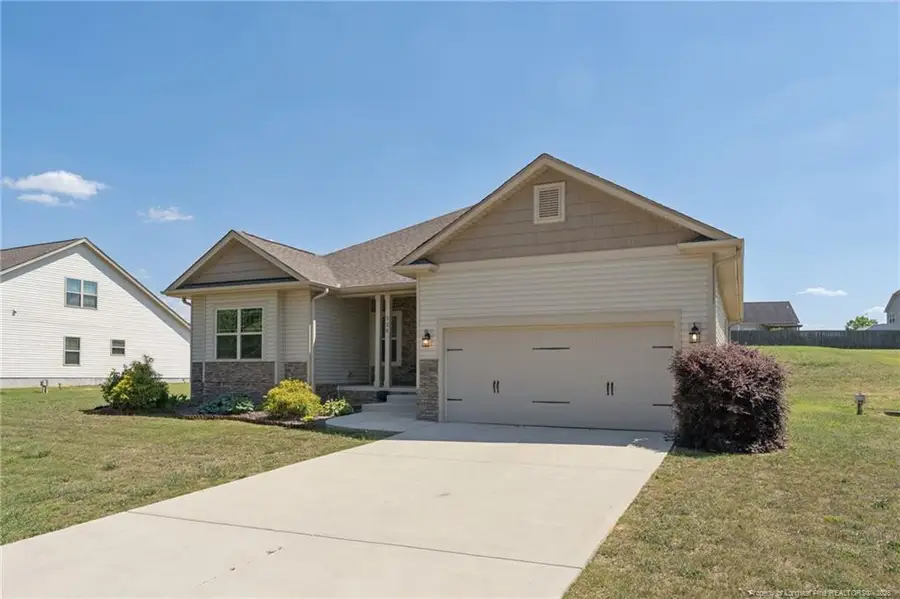 220 Glendale Circle, Sanford, NC 27332 - #2