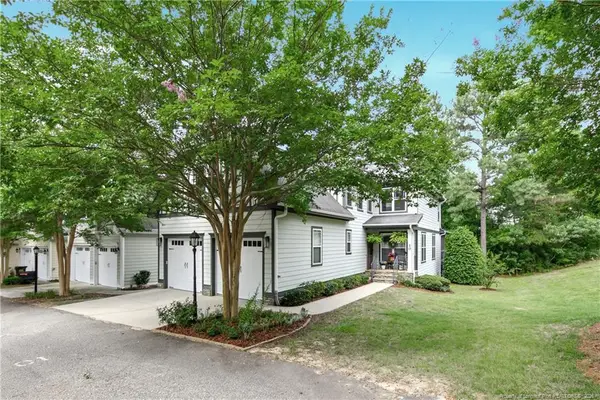 10 Falconridge Drive, Spring Lake, NC 28390