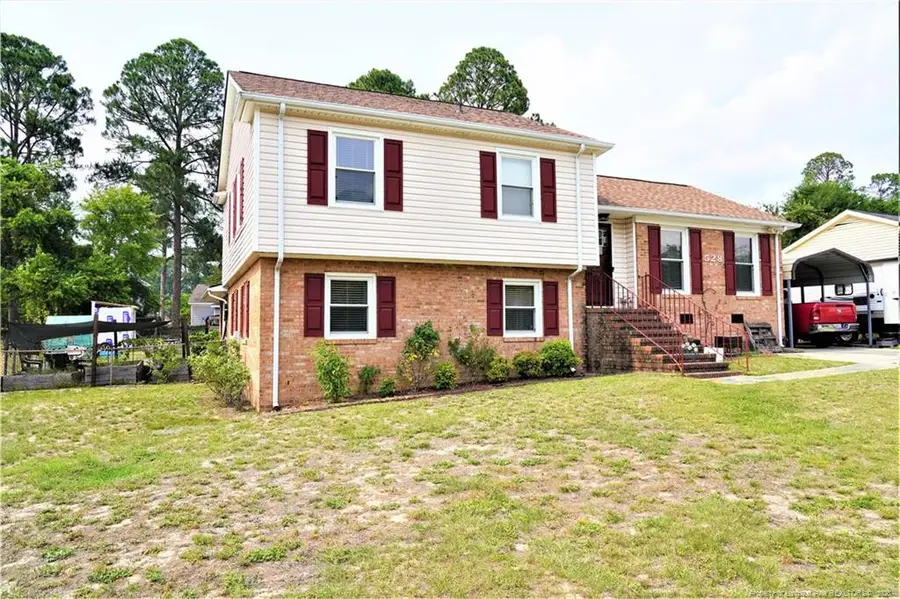 528 Carteret Place, Fayetteville, NC 28311 - #2