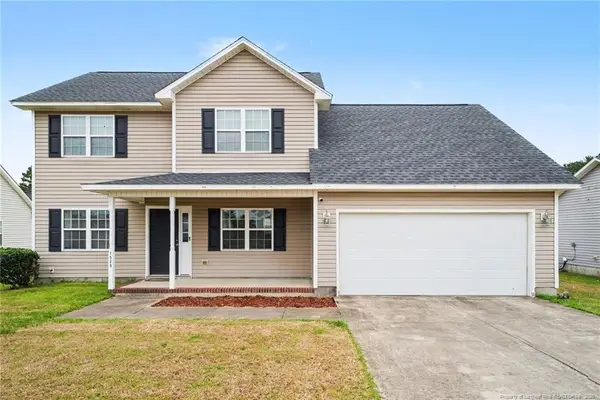 1529 Belews Creek Lane, Fayetteville, NC 28312