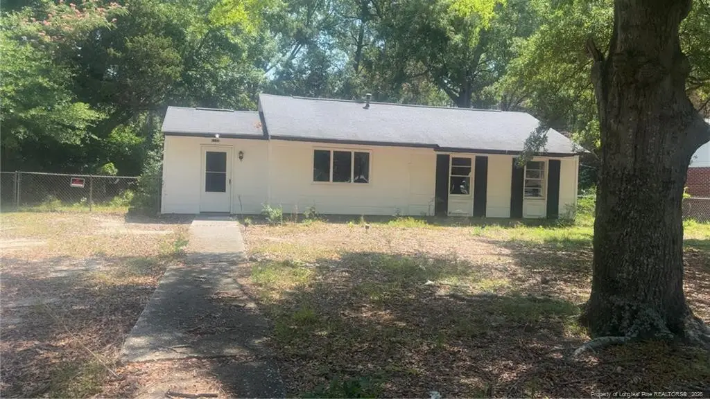 1122 S Pine Street, Laurinburg, NC 28352 - #1
