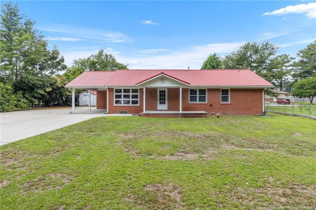 344 S 4th Street, Saint Pauls, NC 28384 - #1