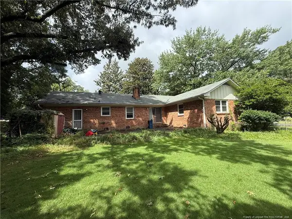 501 Thorngate Drive, Fayetteville, NC 28303