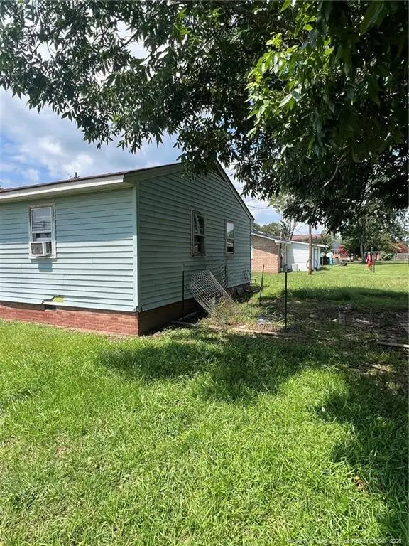 516 N Jones Street, Pembroke, NC 28372 - #3