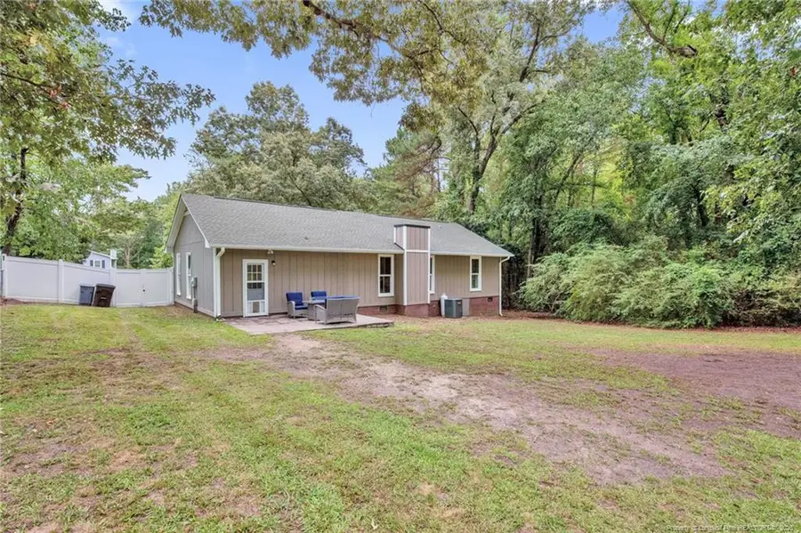 162 Oakridge Avenue, Spring Lake, NC 28390 - #2