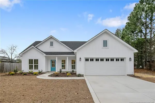 5824 Fairway Drive, Hope Mills, NC 28348