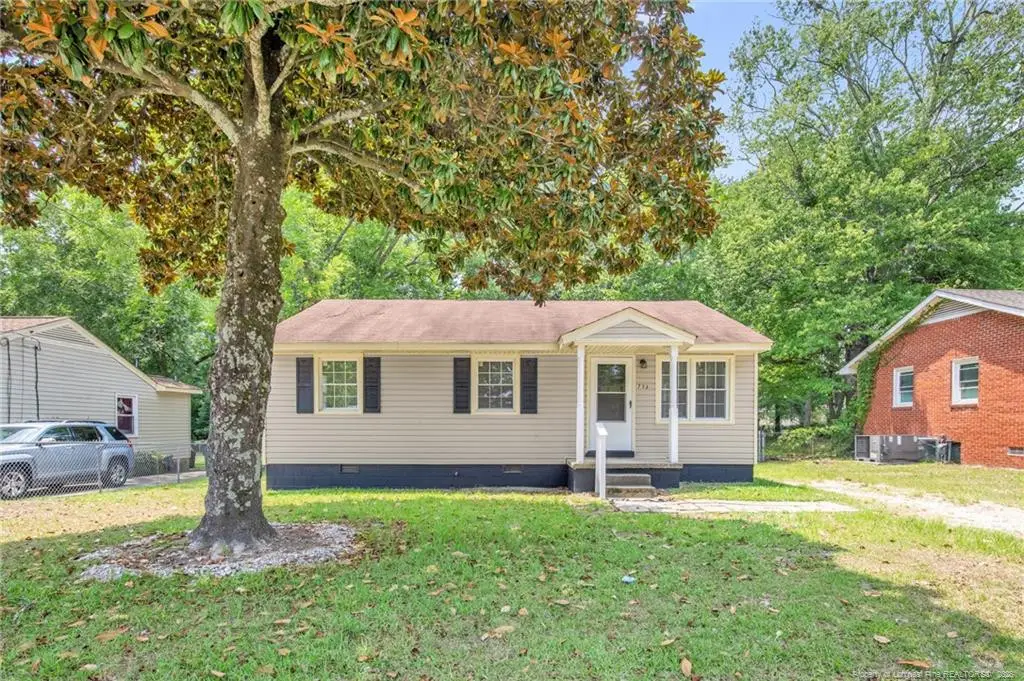 713 Commerce Street, Fayetteville, NC 28305 - #1