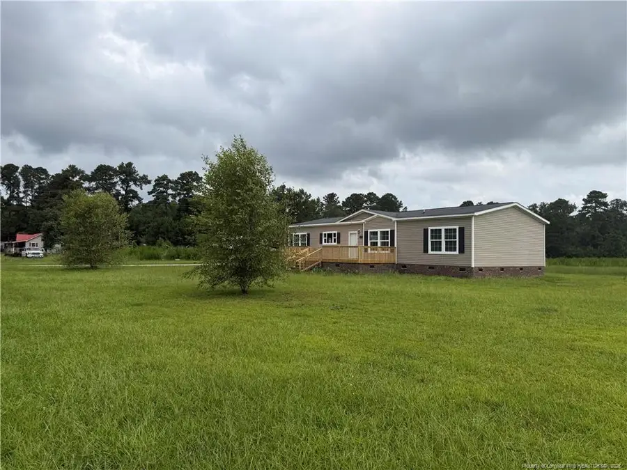 4107 Twisted Hickory Road, Elizabethtown, NC 28337 - #2