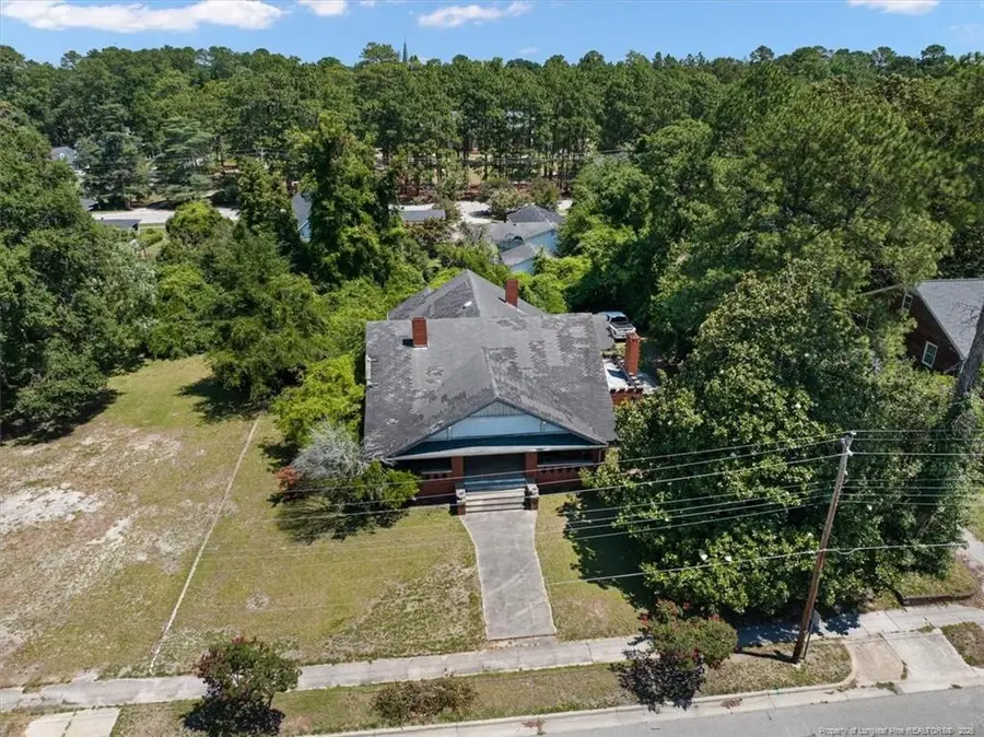 554 W Broad Street, Saint Pauls, NC 28384 - #2