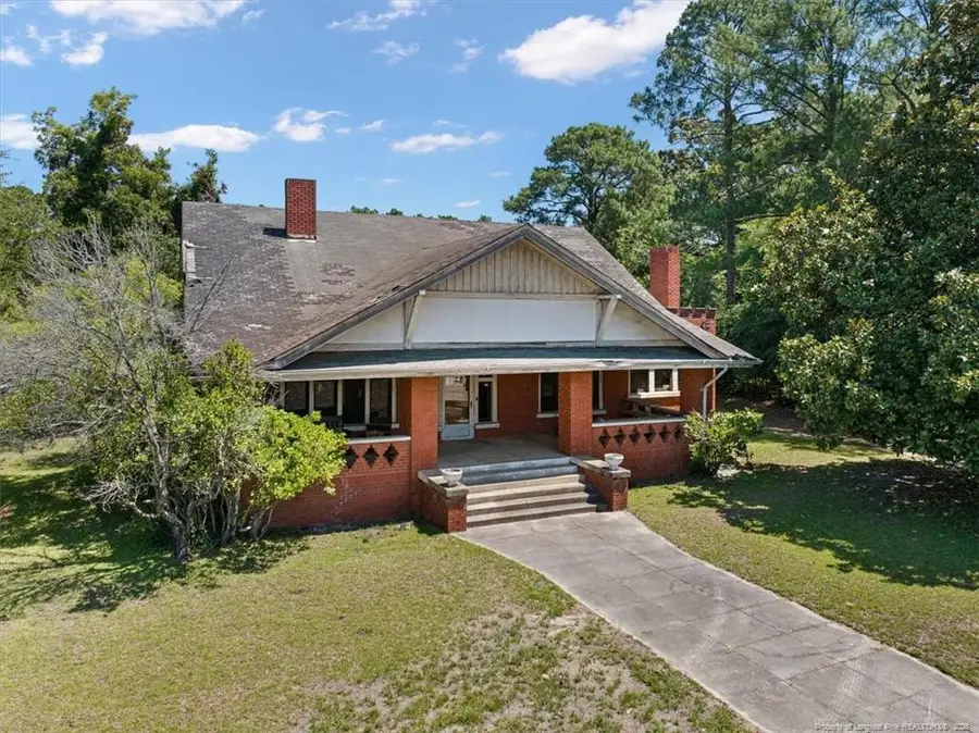 554 W Broad Street, Saint Pauls, NC 28384 - #3