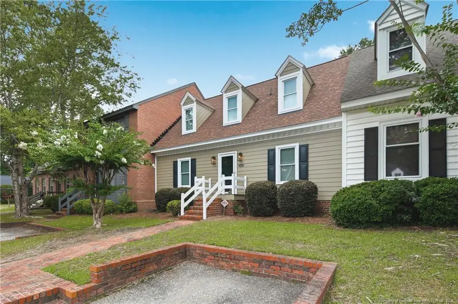 2990 Delaware Drive, Fayetteville, NC 28304 - #2