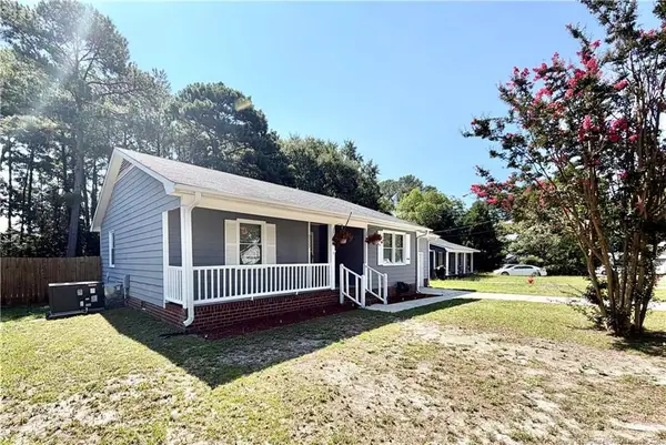 5122 Double Oaks Drive, Fayetteville, NC 28306